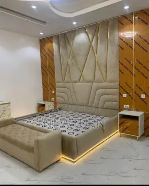 8ft Padded Fabric Bed.