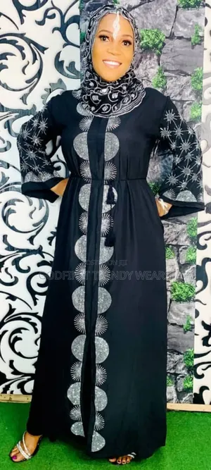 High Classic Designs Long Free Dress