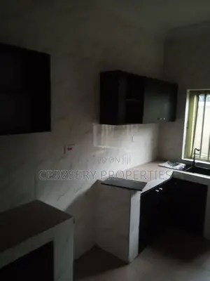 2bdrm Block of Flats in Akute Ajuwon for rent