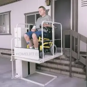 3 Gate Vertical Platform Lift