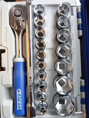 EXPERT E032900 Socket And Accessory Set 1/2 Metric