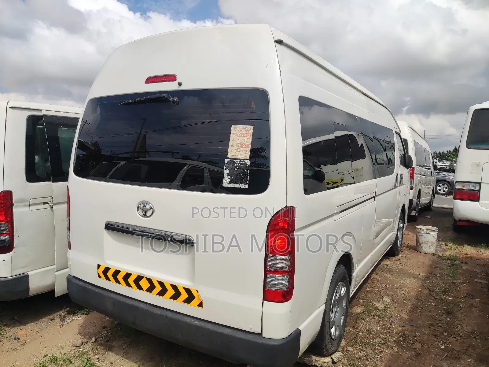 Toyota HiAce 2017 White