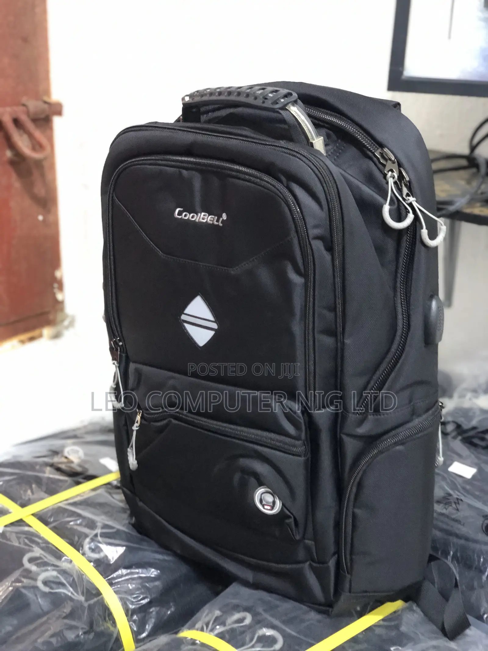 Coolbell 18.4 Inches Waterproof Laptop Backpack CB-5508