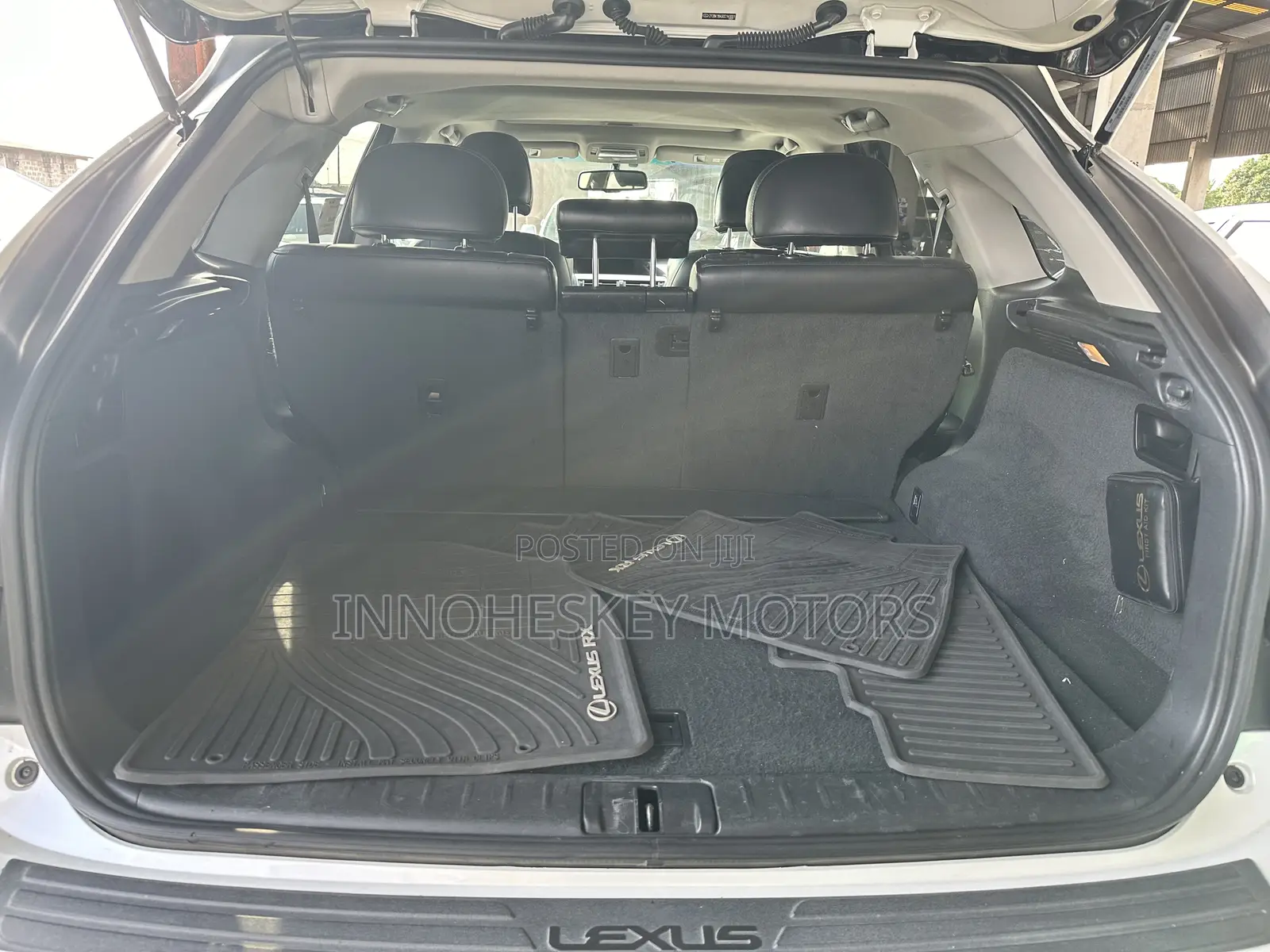 Lexus RX 350 FWD 2012 White
