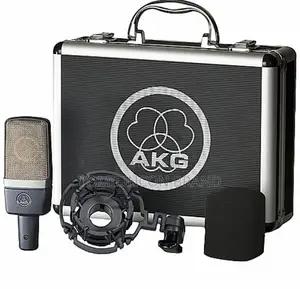 Akg C214 Large-Diaphragm Condenser Microphone