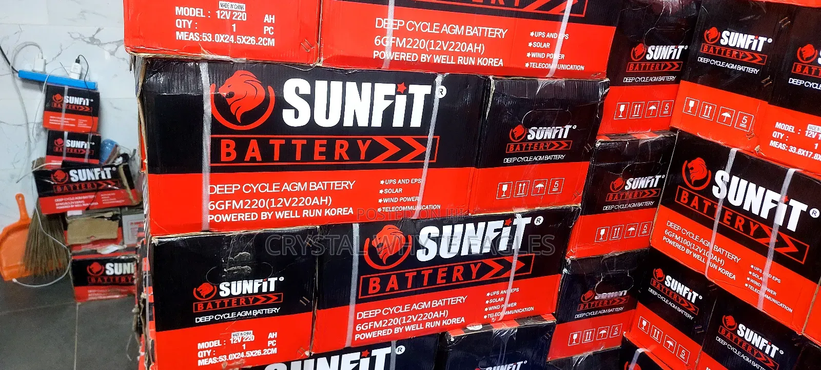 220ah 12V Deep Cycle Dry Cell Sunfit Battery