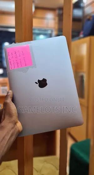 Laptop Apple MacBook Pro 2019 16GB Intel Core i7 SSD 512GB