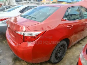 Toyota Corolla 2015 Red