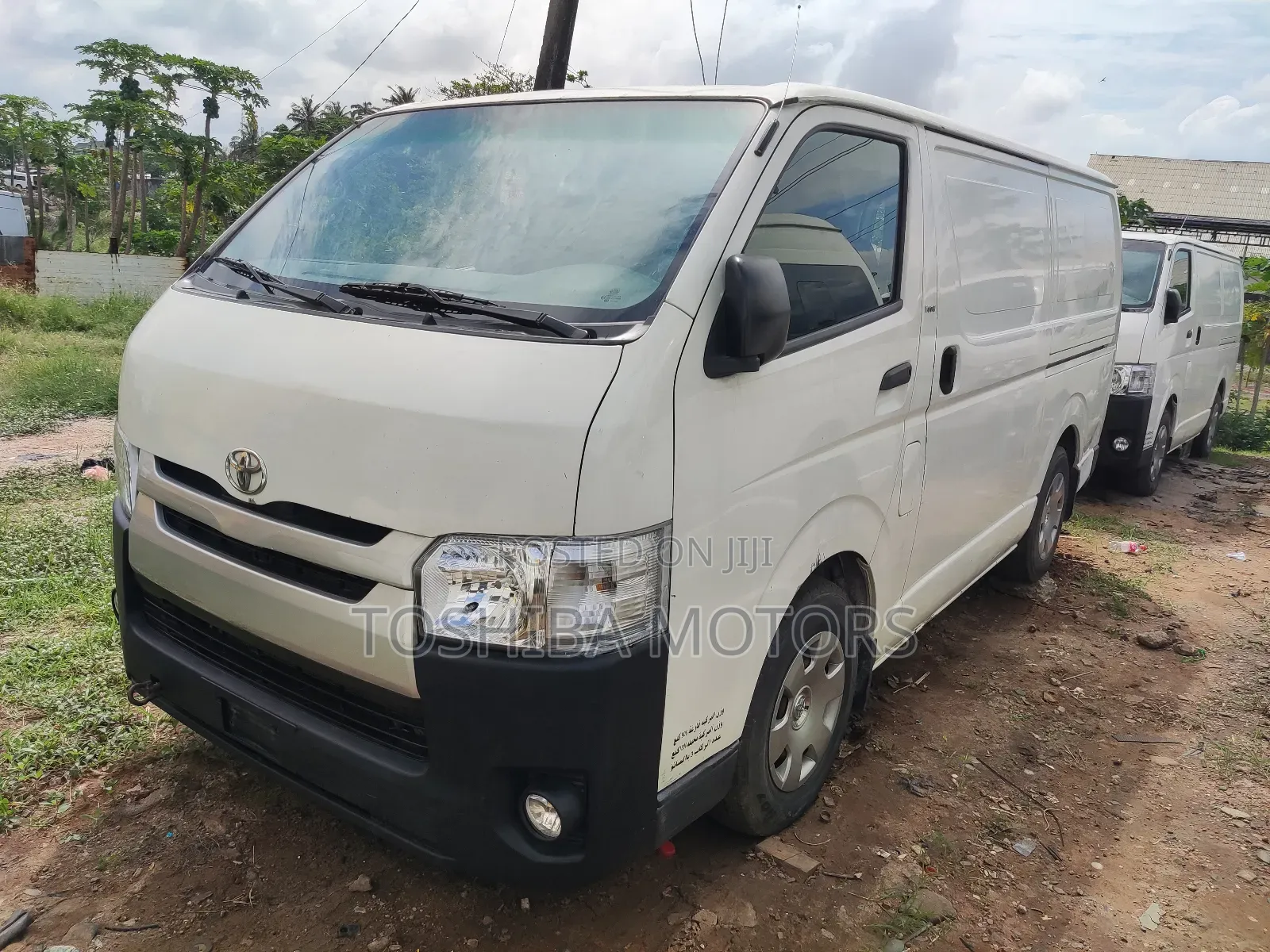 Toyota HiAce 2010 White