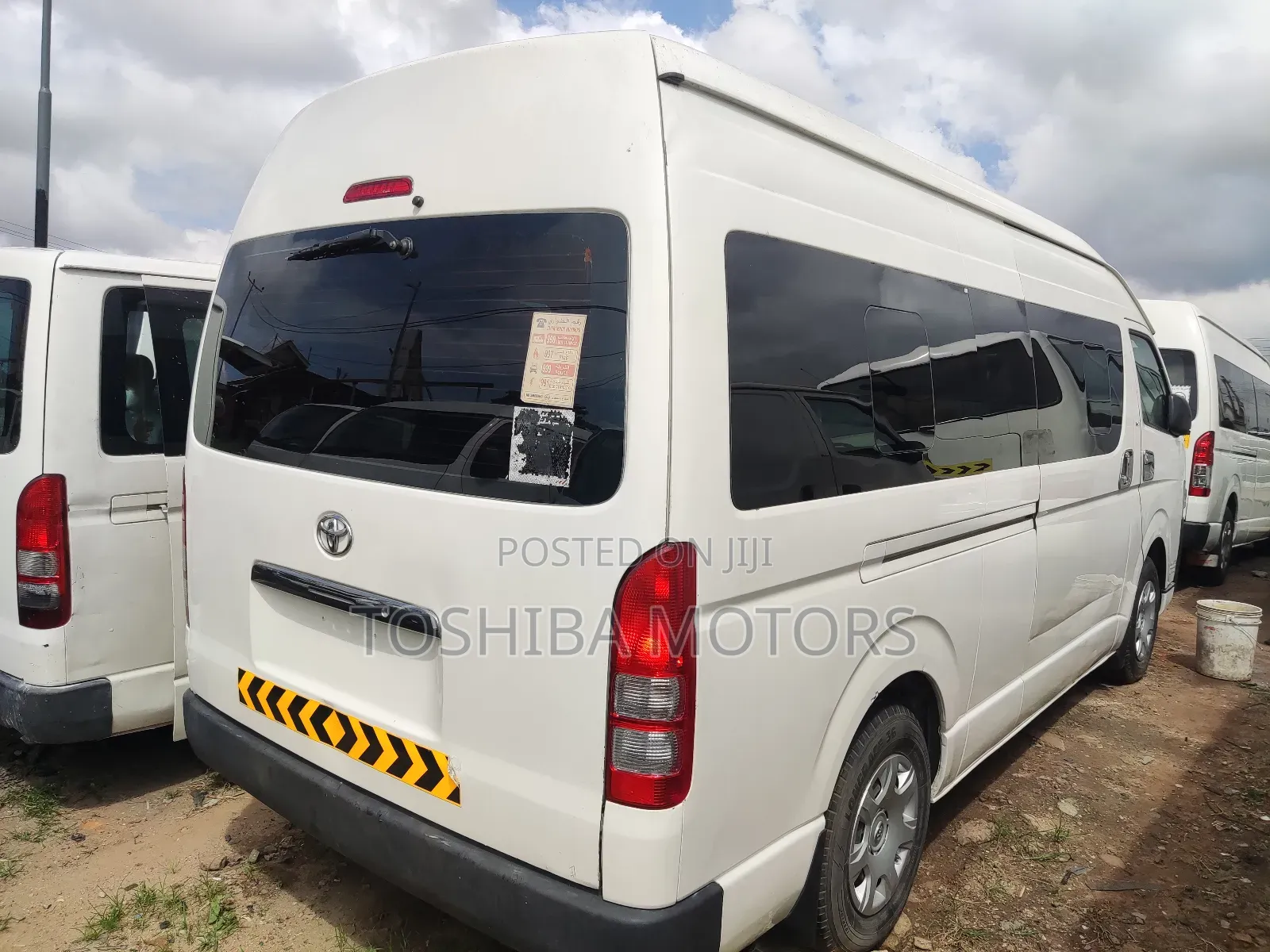 Toyota HiAce 2010 White