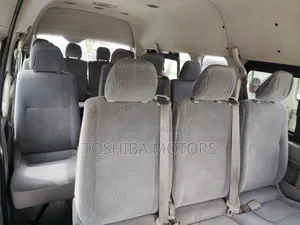 Toyota HiAce 2016 White