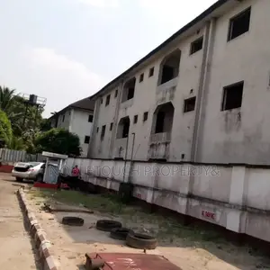 3bdrm Block of Flats in Delta State Warri for sale