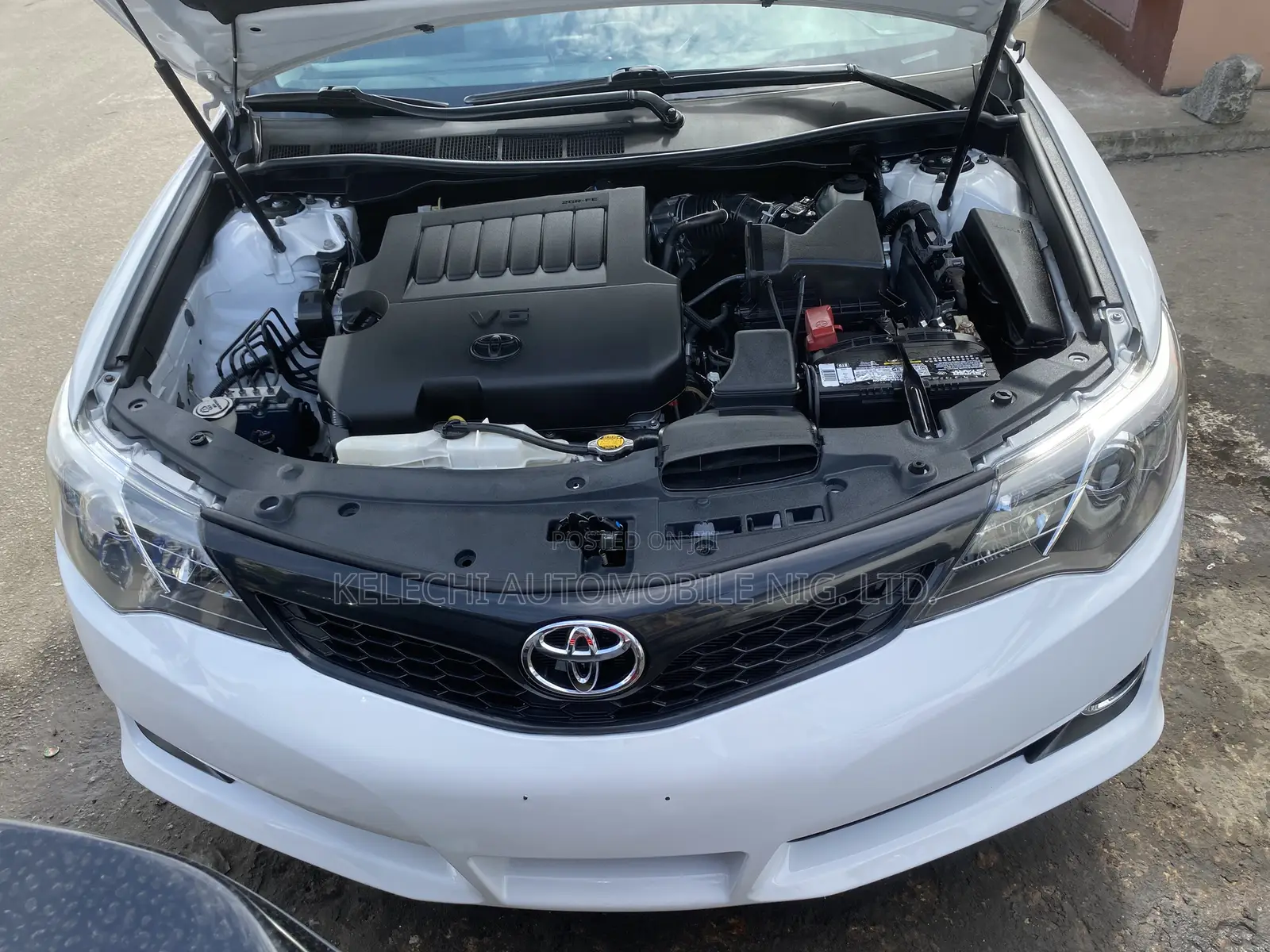 Toyota Camry 2013 White