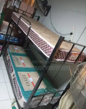 Strong Metal Bunk Bed With 2 Mattresses as a Set 6*3 Ft)