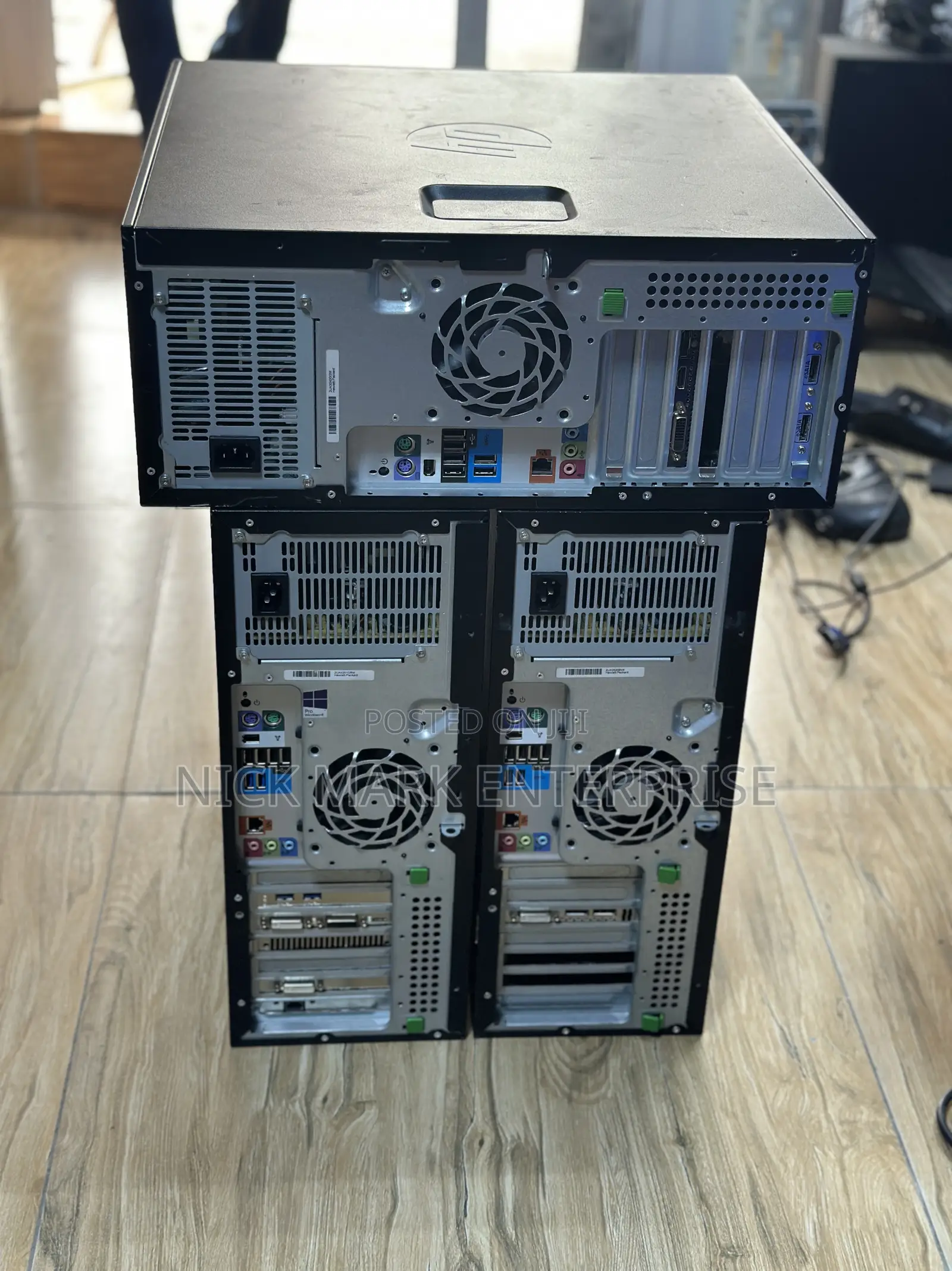 Desktop Computer HP Z420 8GB Intel Xeon HDD 1T