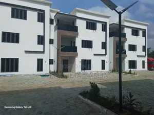 4bdrm Townhouse/Terrace in Lifecamp for Sale