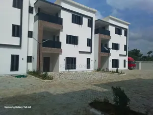 4bdrm Townhouse/Terrace in Lifecamp for Sale