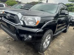Toyota Tacoma 2015 Black