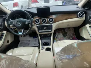 Mercedes-Benz GLA 250 2018 Silver