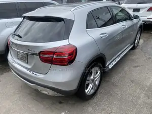 Mercedes-Benz GLA 250 2018 Silver