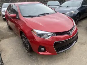 Toyota Corolla 2014 Red