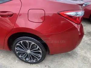 Toyota Corolla 2014 Red