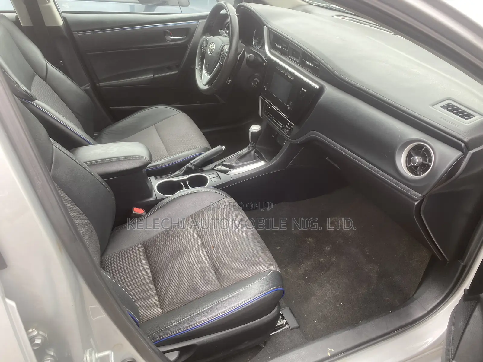 Toyota Corolla 2017 Silver