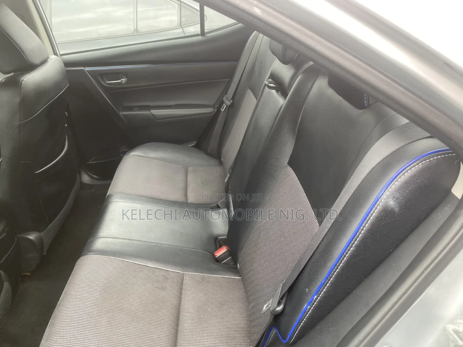 Toyota Corolla 2017 Silver