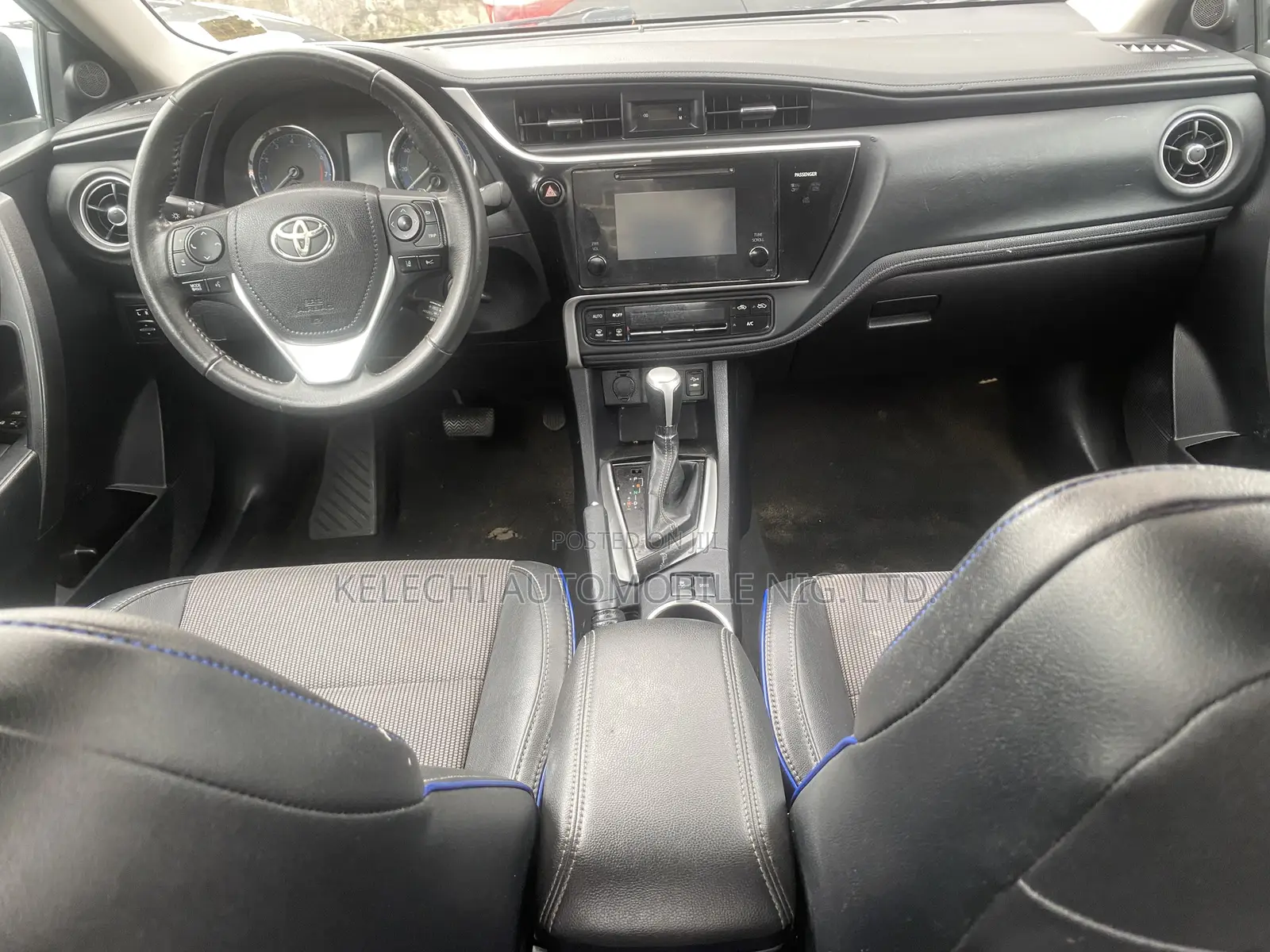 Toyota Corolla 2017 Silver