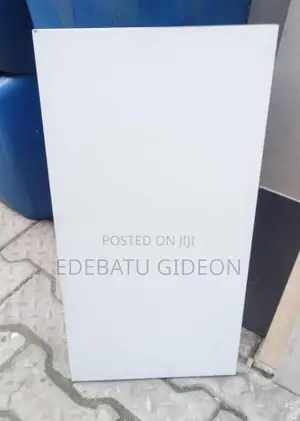 30*60 White Glazed Ceramic Wall Tiles