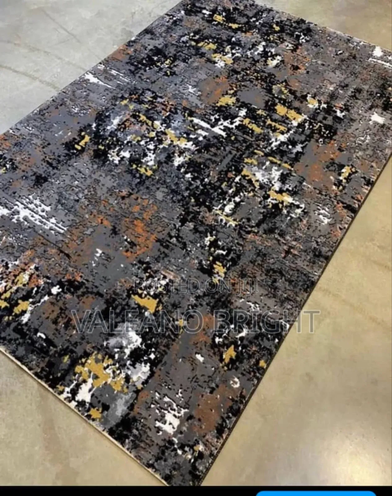 Centre Rug and Wall to Wall Rug