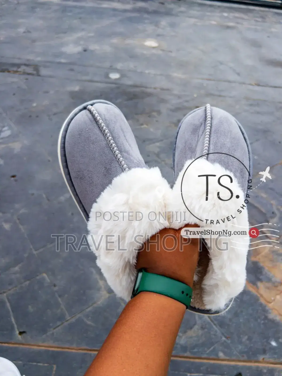Memory Foam Fluffy Slipper