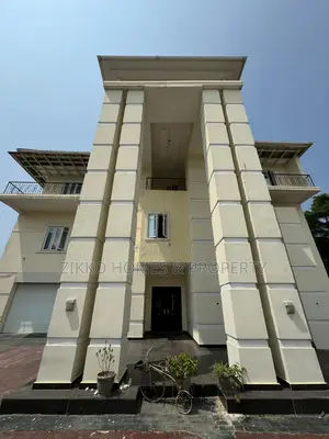 Furnished 6bdrm Duplex in Lekki Phase 1 for sale