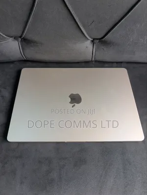 Laptop Apple MacBook Air 2024 M3 15-inch 8GB Apple M3 SSD 256GB