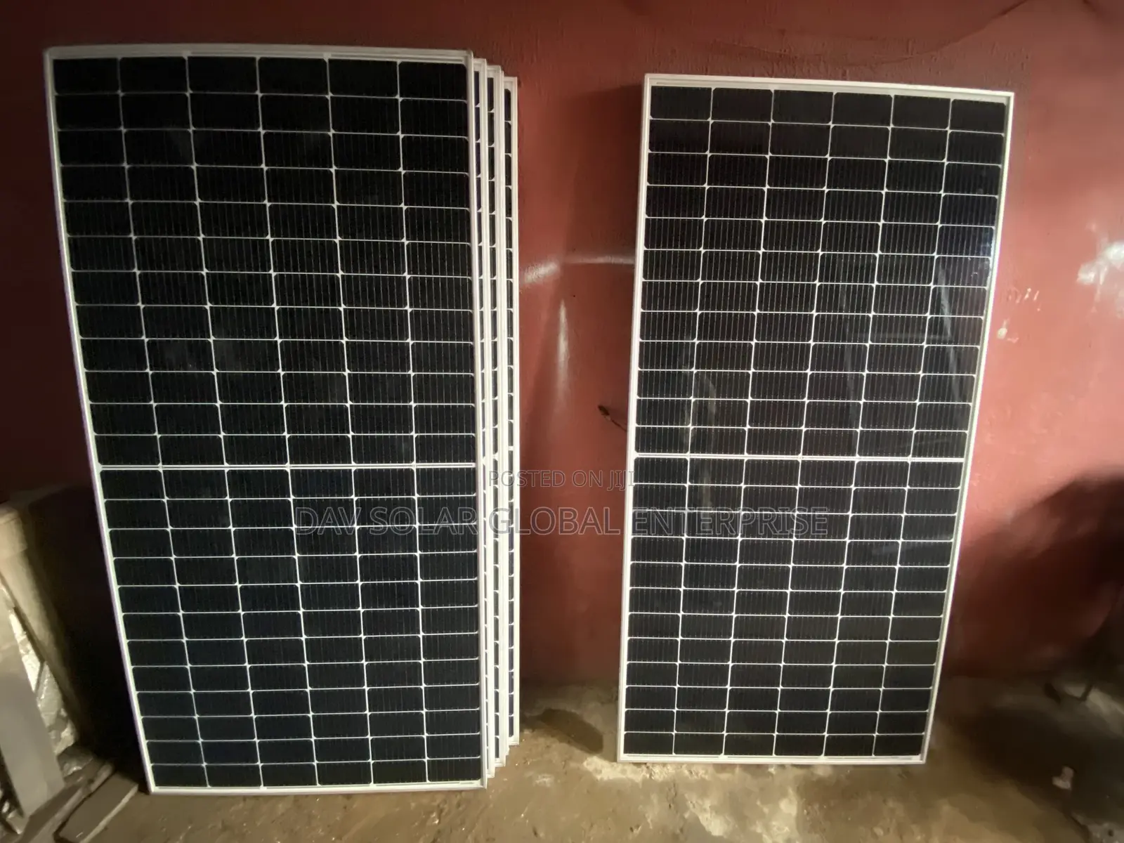 650W Solar Panels