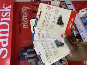 Sandisk Ultra Dual Drive Go Usb Type-CTM - 32gb (Black)