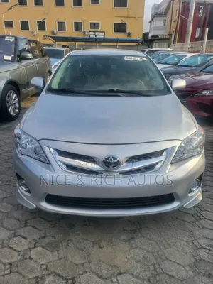 Toyota Corolla 2013 Silver