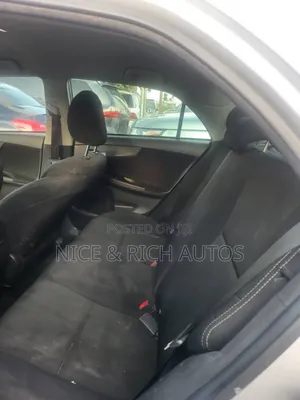 Toyota Corolla 2013 Silver