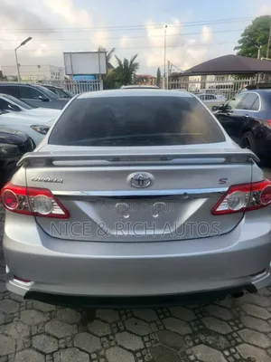 Toyota Corolla 2013 Silver