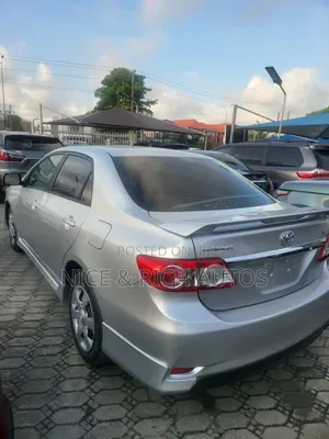Toyota Corolla 2013 Silver