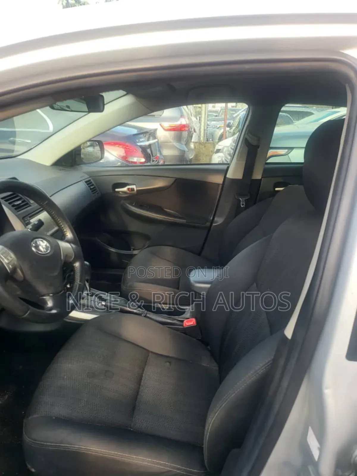 Toyota Corolla 2013 Silver