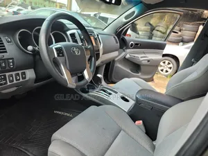 Toyota Tacoma 2014 Gray