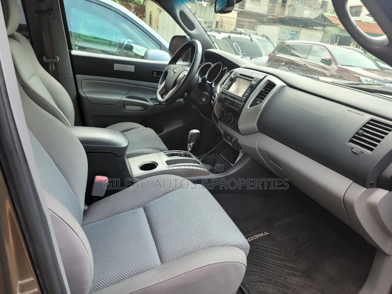 Toyota Tacoma 2014 Gray