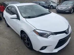 Toyota Corolla 2016 White