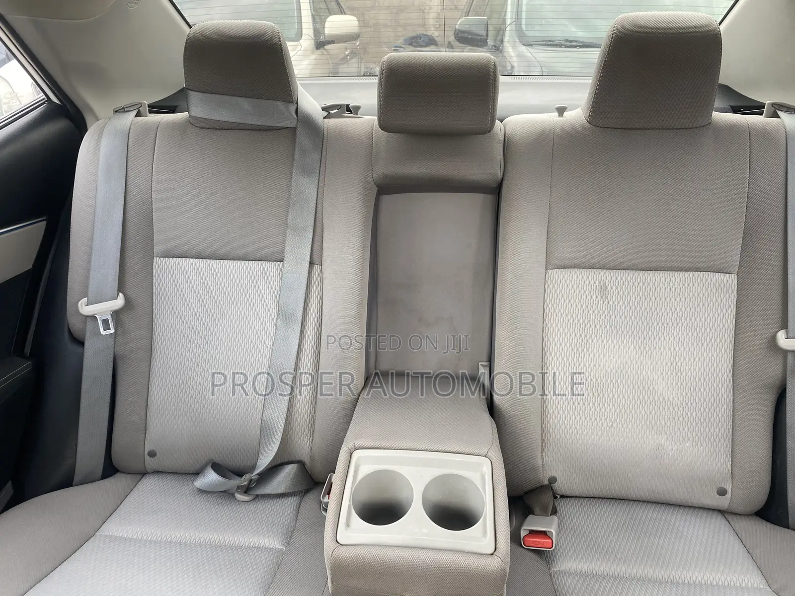 Toyota Corolla 2016 White