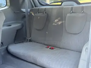 Toyota Highlander SE 2010 Silver