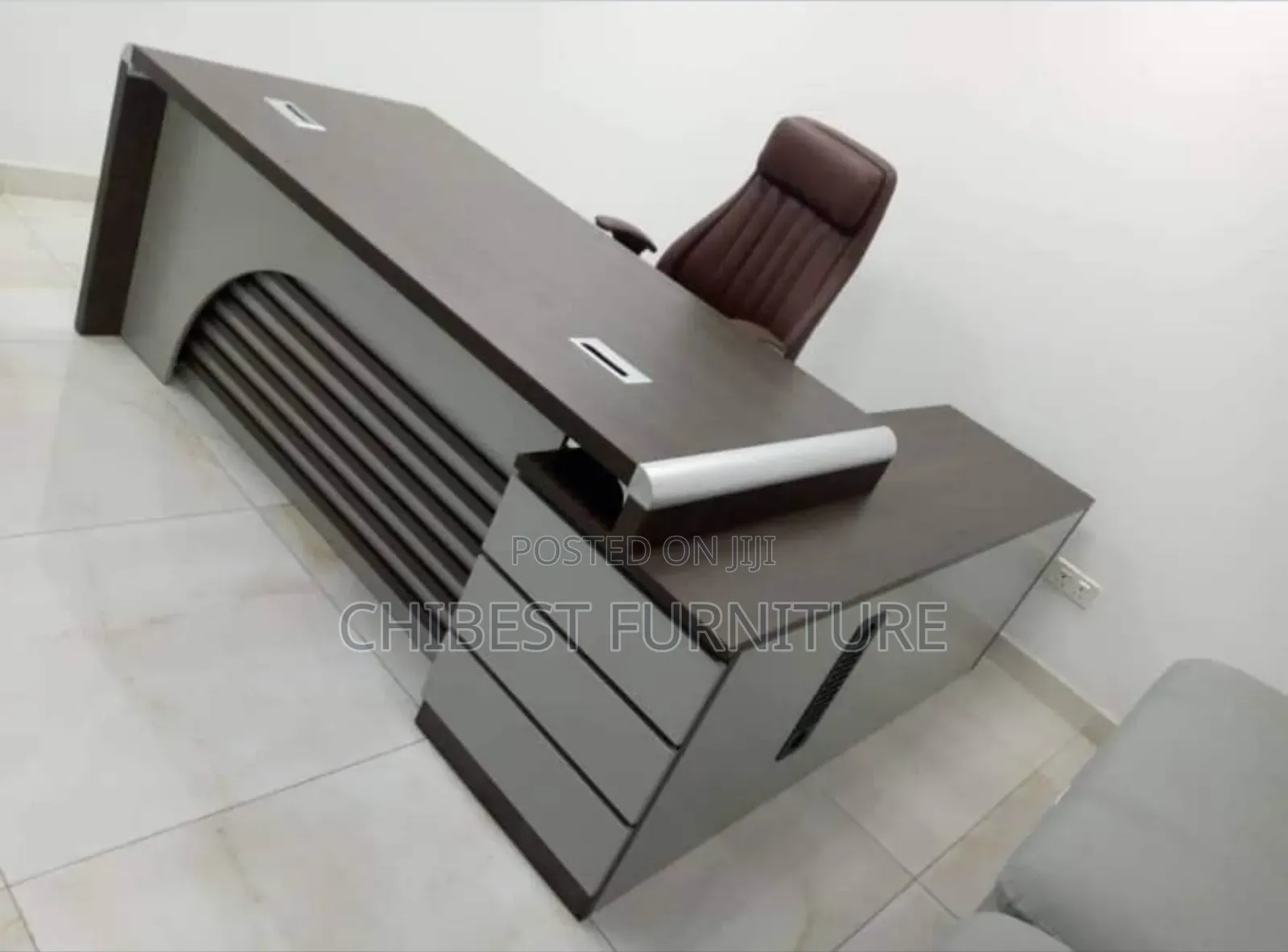 Standard Executive Table for Office