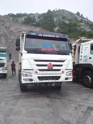 Clean Sharp Howo for Sale