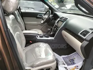 Ford Explorer 2015 Brown