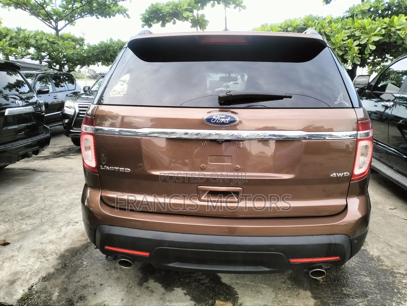 Ford Explorer 2015 Brown